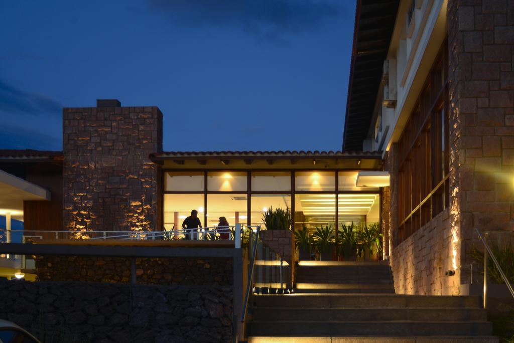 Hotel 15 de Mayo Villa Carlos Paz Buitenkant foto
