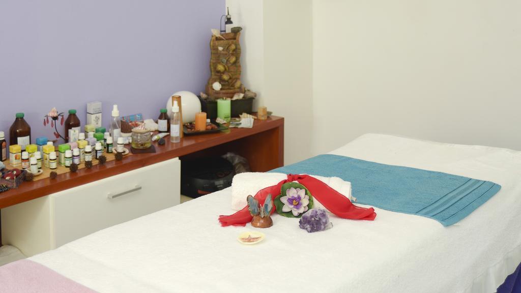 Hotel 15 de Mayo Villa Carlos Paz Buitenkant foto