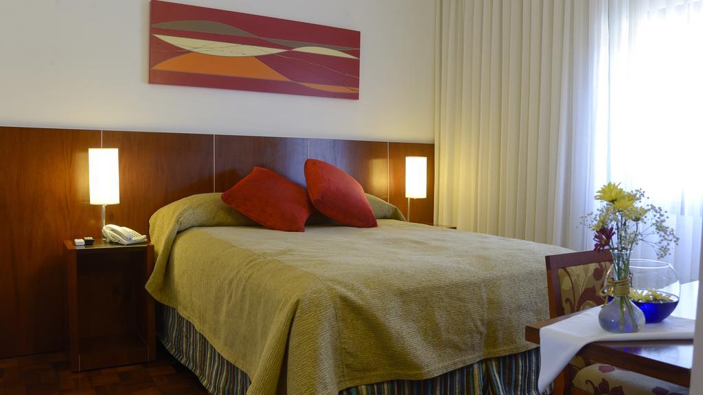 Hotel 15 de Mayo Villa Carlos Paz Buitenkant foto