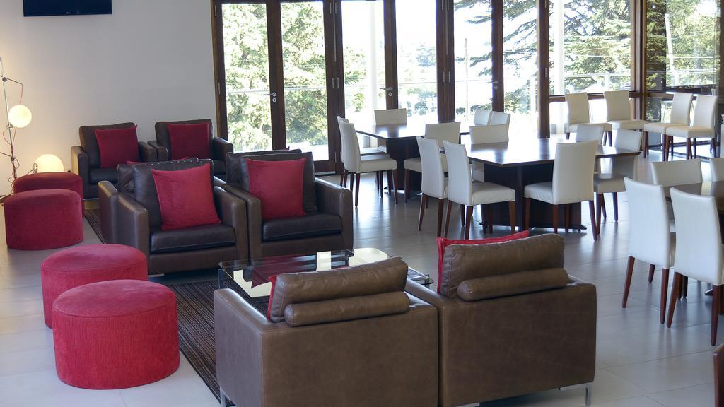 Hotel 15 de Mayo Villa Carlos Paz Buitenkant foto