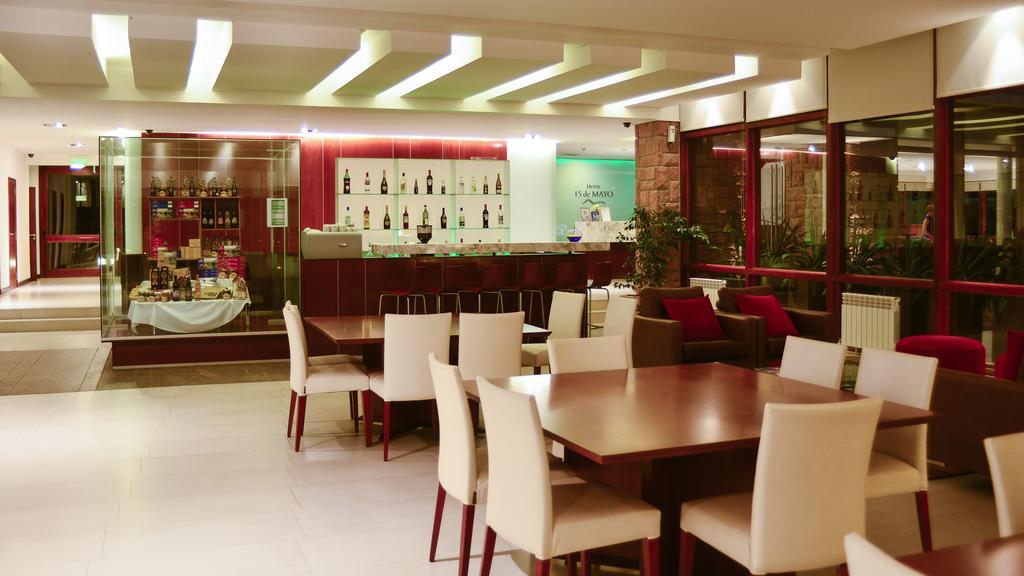 Hotel 15 de Mayo Villa Carlos Paz Buitenkant foto